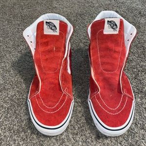 Women’s size 9 VANS sk8-hi